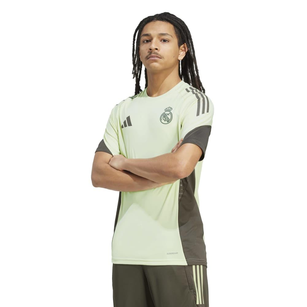 レアル・マドリード　ローダー Amazon.co.jp: adidas レアル・マドリード ティロ 24